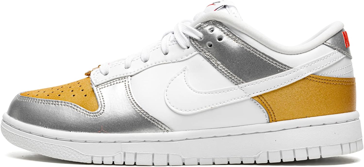 Nike womens Dunk Low