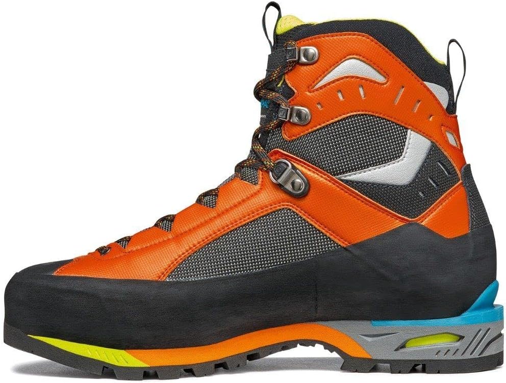 SCARPA Men's Charmoz HD Waterproof Boots for Hiking and Mountaineering